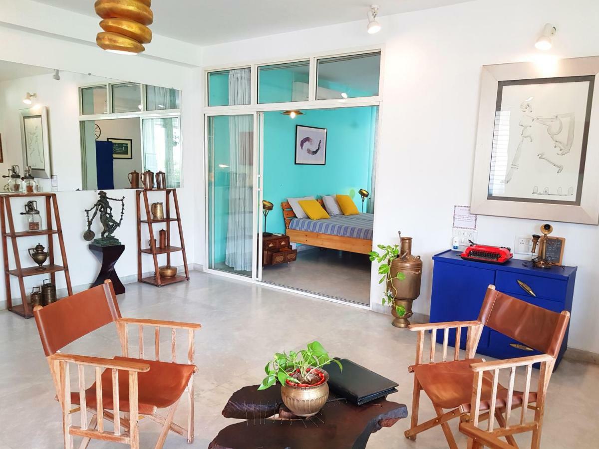 Artistic Sthan Apartment *