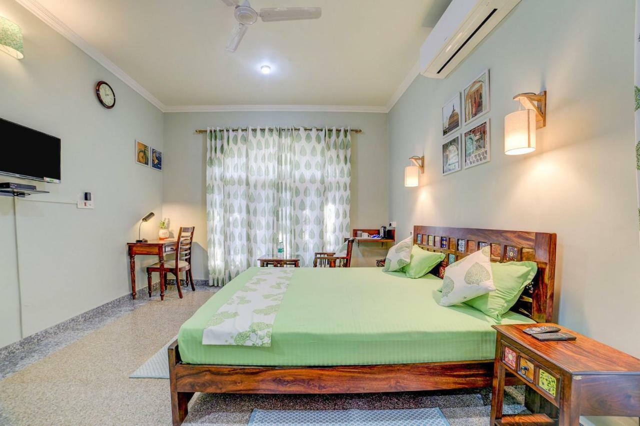 Oasis House Bed & Breakfast