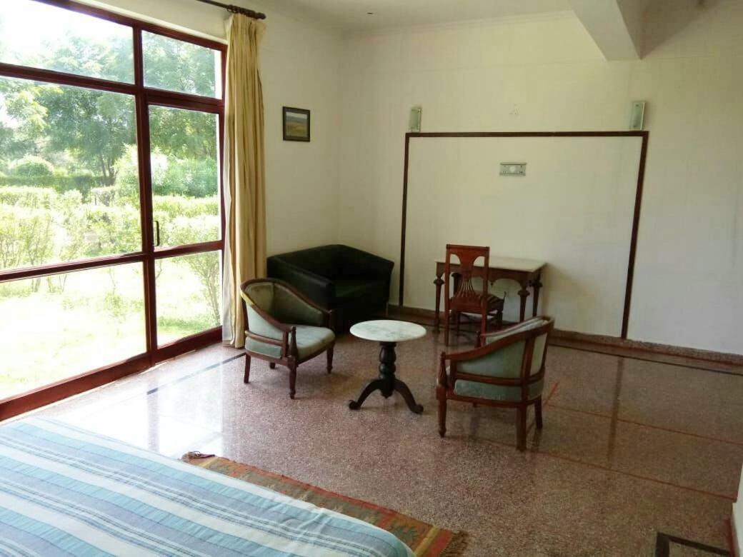 Estate Paradiso 3*