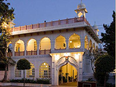 Hotel Khandwa Haveli 3*