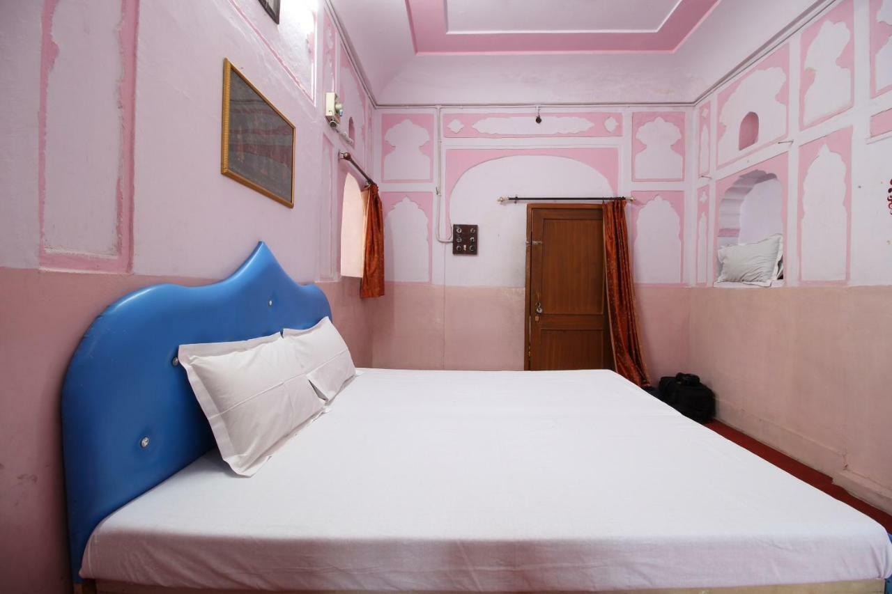 Spot On Khawas Palace Heritage