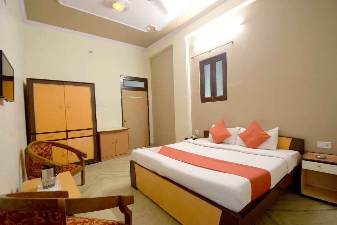 Oyo 23499 Sky Hotel Jaipur