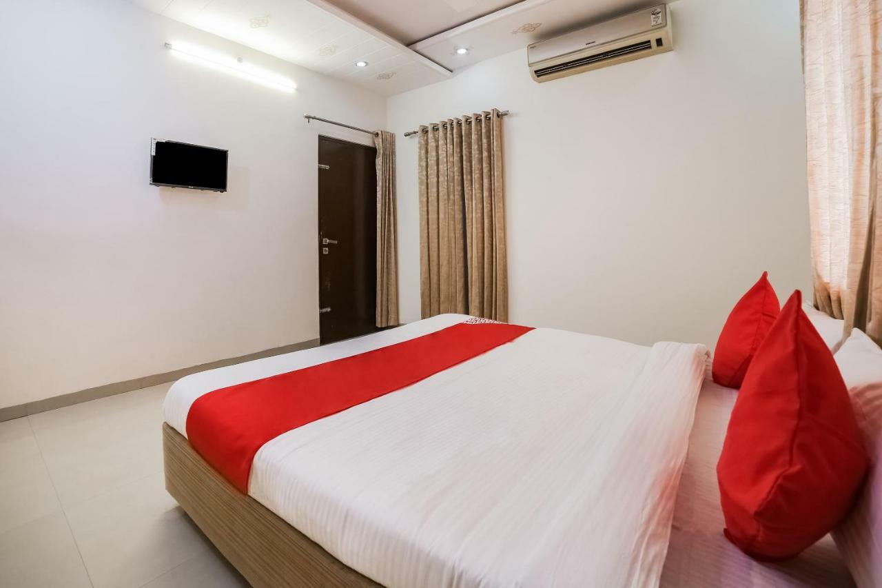 Oyo 37396 Q K Hotel
