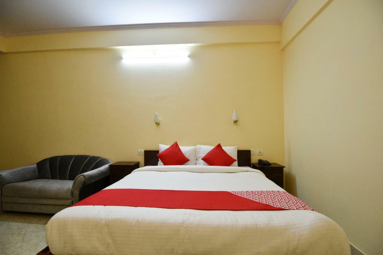 Hotel Oyo 23108 Bagga