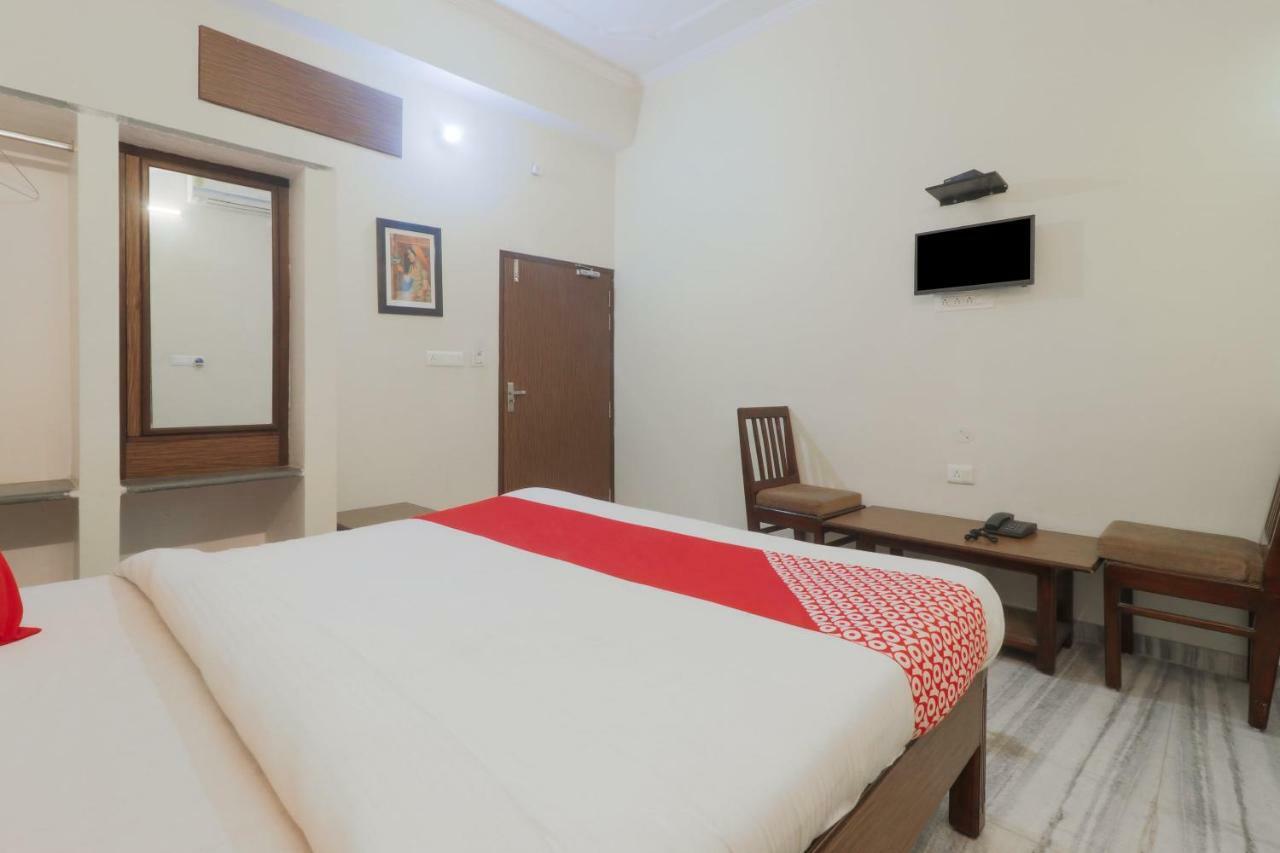 Oyo 24535 Payas 3* Jaipur