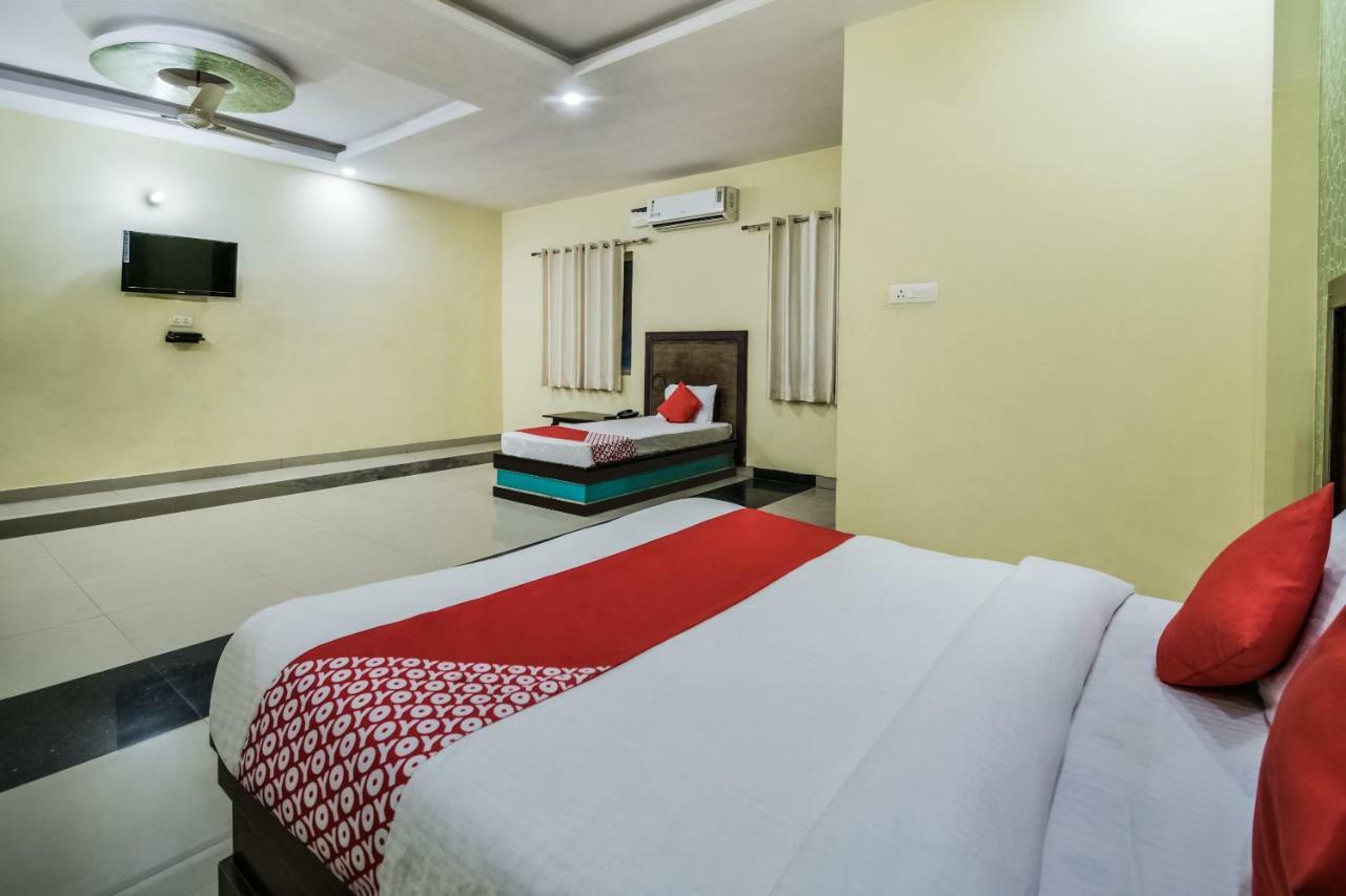 Oyo 24575 Prabhu Jaipur