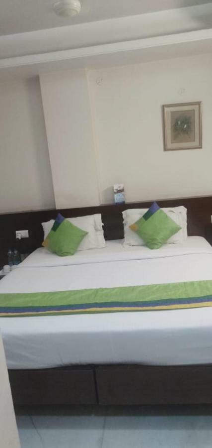 Hotel Corporate Raja Park