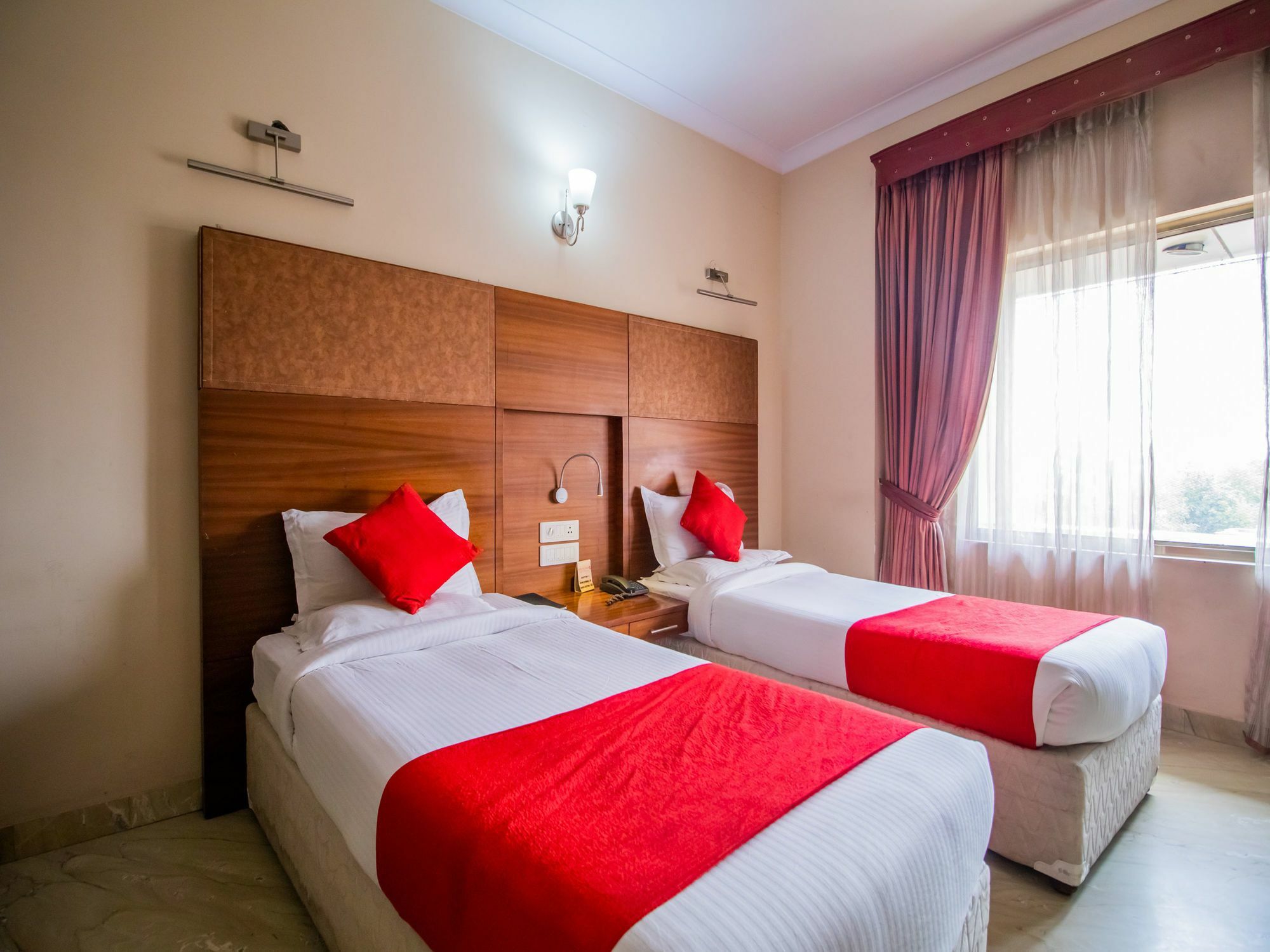 Hotel Oyo 1199 Maharaja Residency