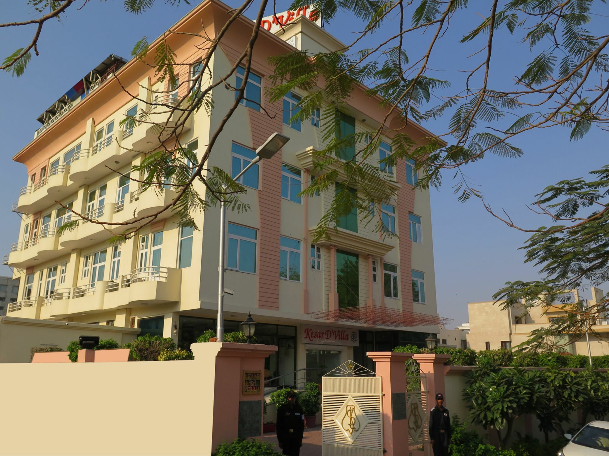 Hotel Kesar D