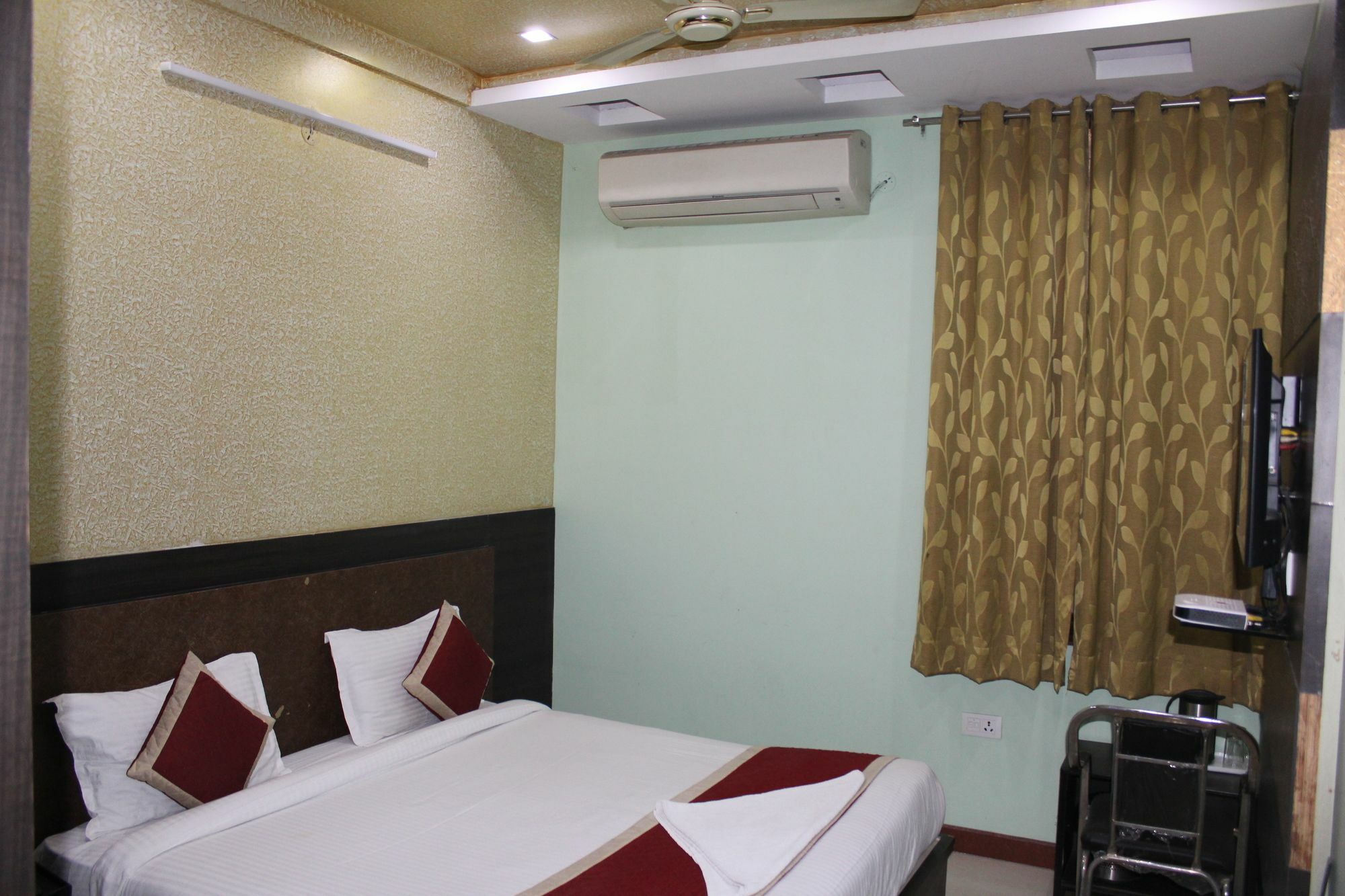 Hotel Collection O Sanjay Palace 3*