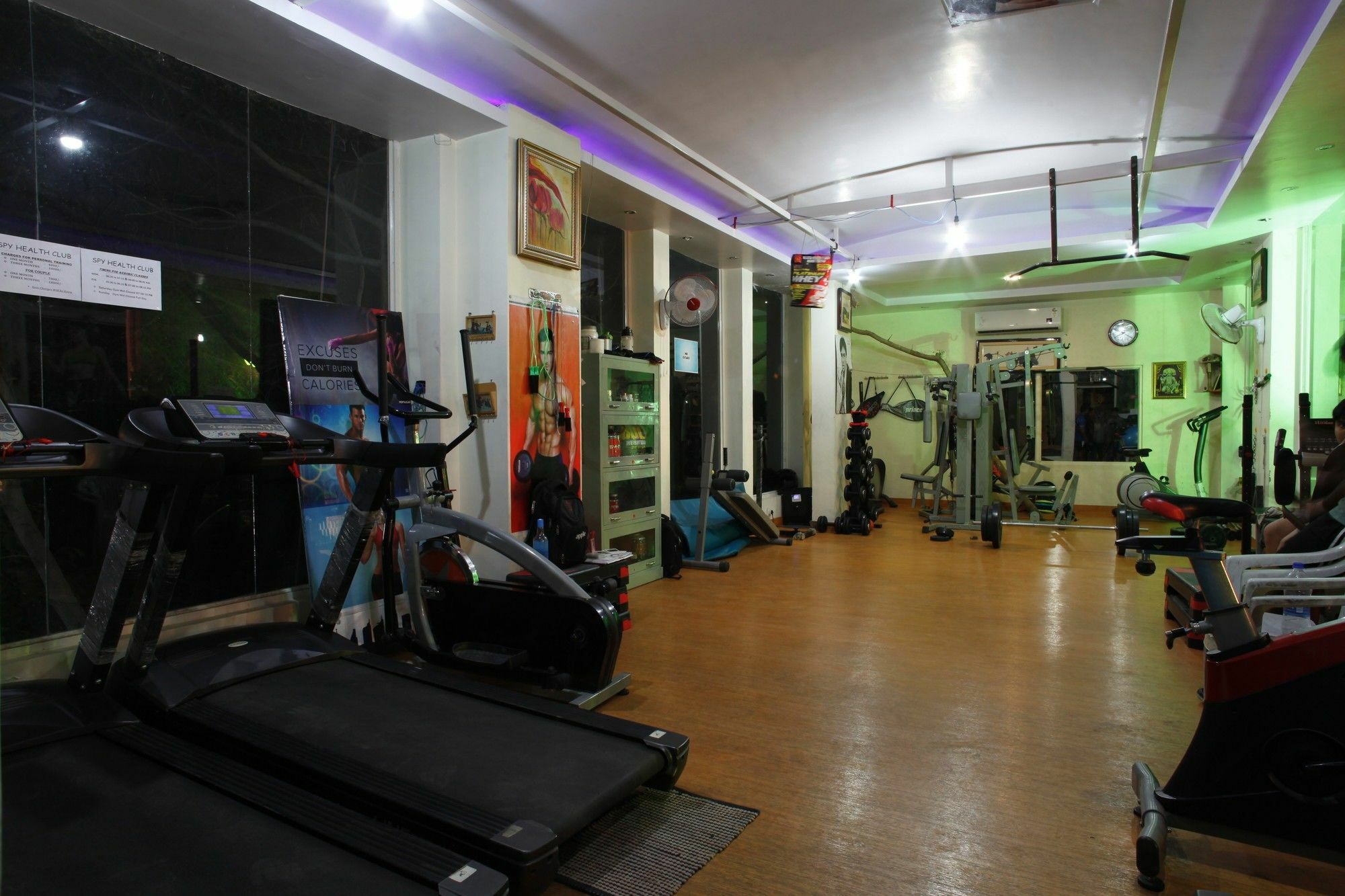 Resort The Byke Grassfield With Outdoor Pool, Shyam Nagar,