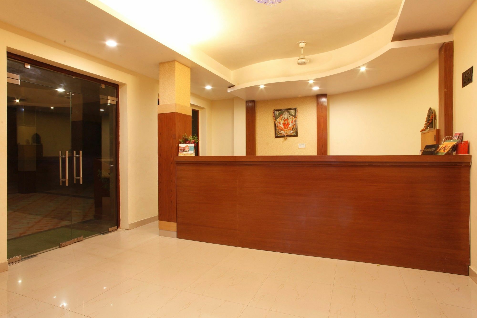 The Byke Grassfield With Outdoor Pool, Shyam Nagar, 4* Jaipur