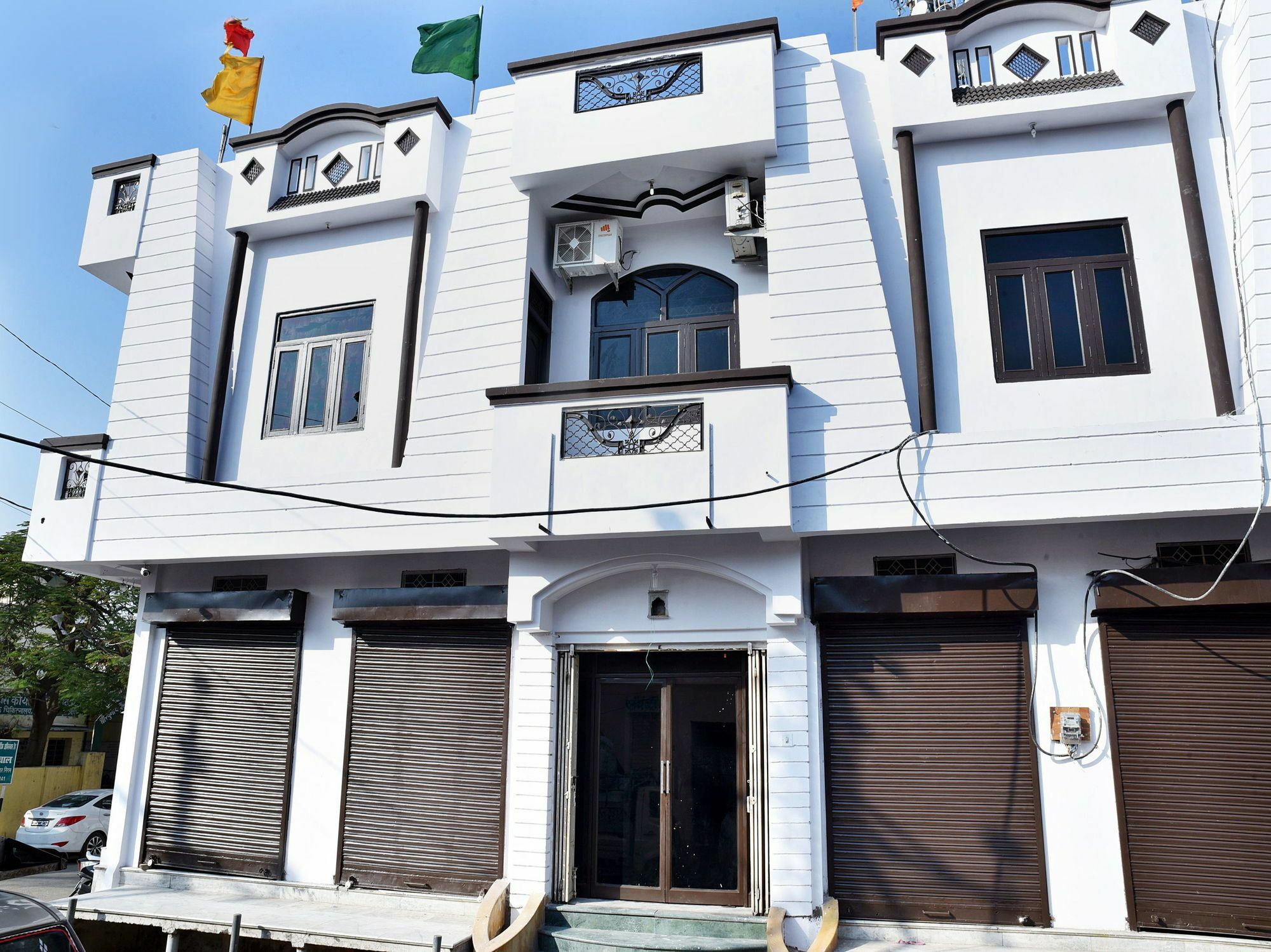 Oyo Malhotra Hotel