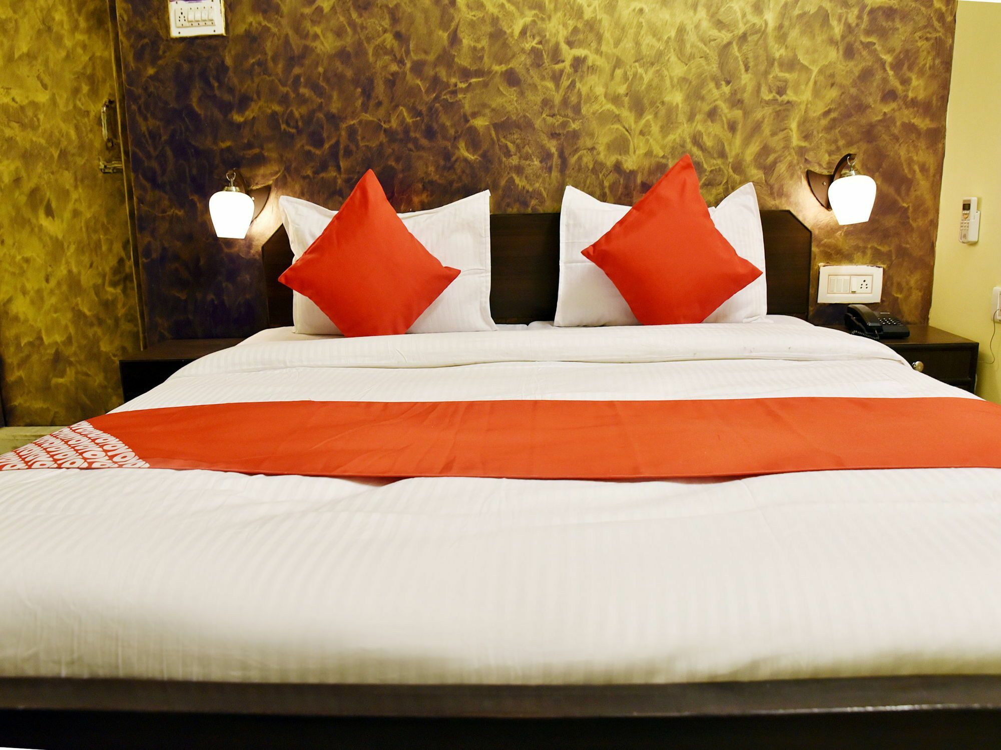 Oyo Malhotra Hotel