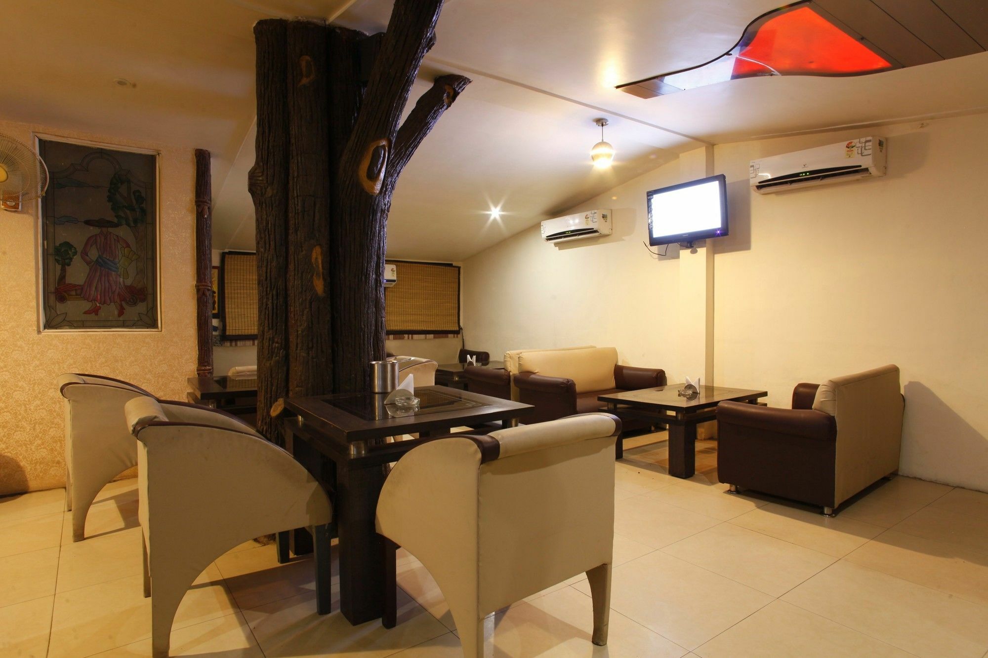 Resort The Byke Grassfield With Outdoor Pool, Shyam Nagar, 4*