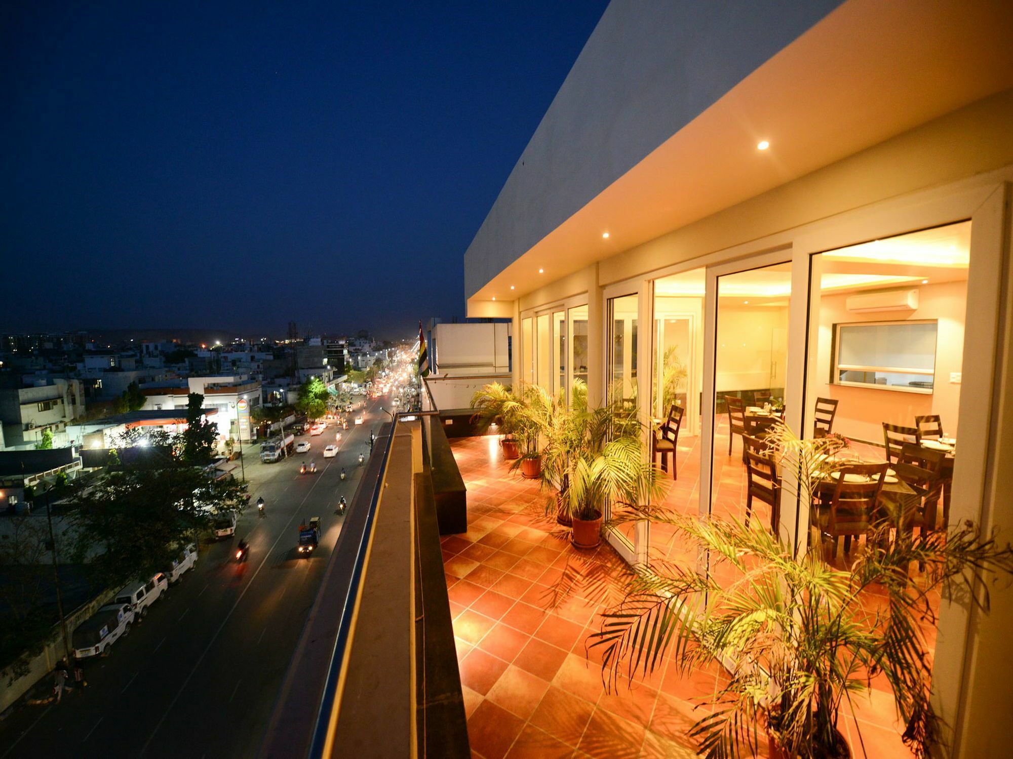 Silver Pride Hotel 3*