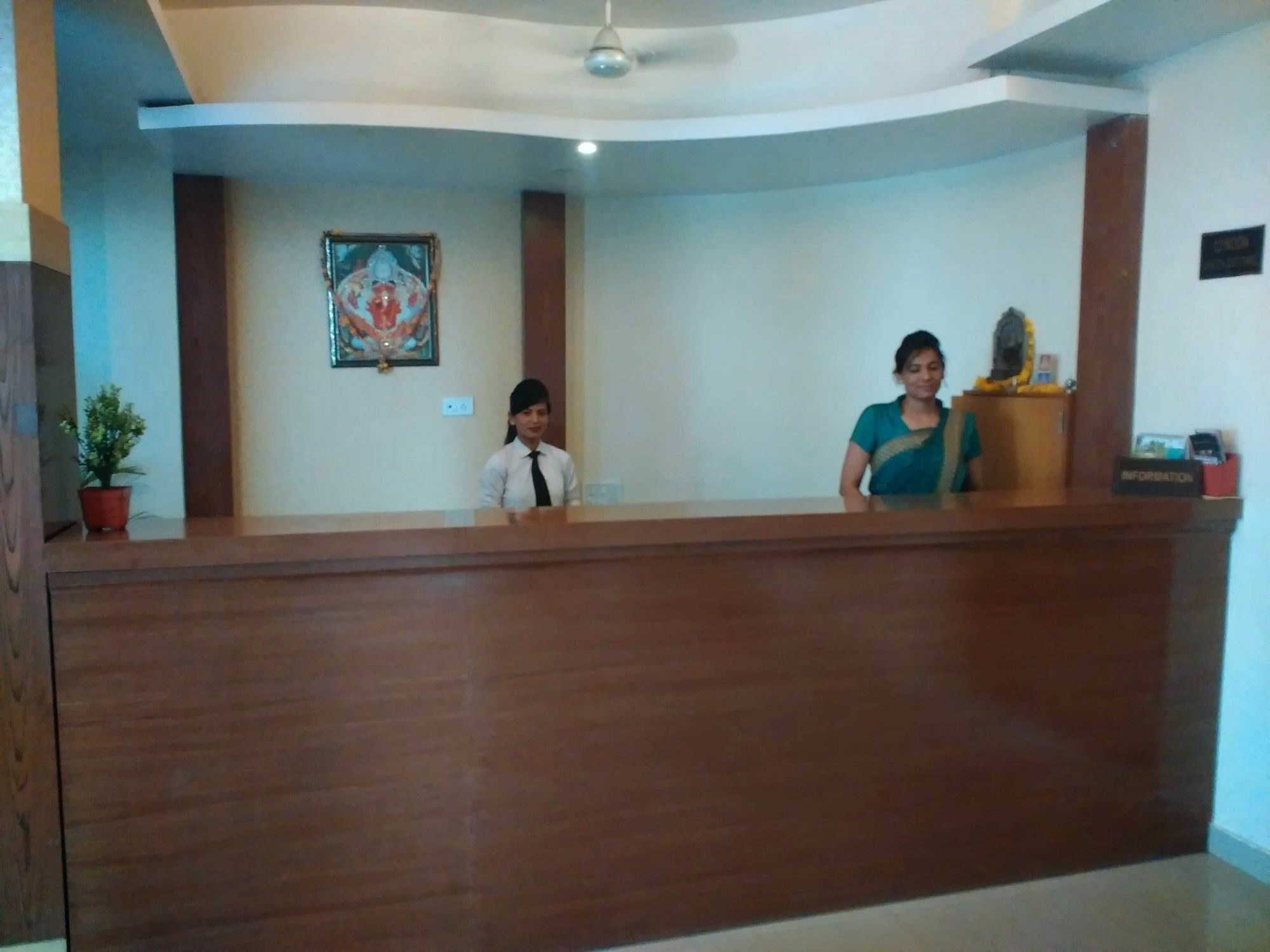 The Byke Grassfield With Outdoor Pool, Shyam Nagar, Resort Jaipur