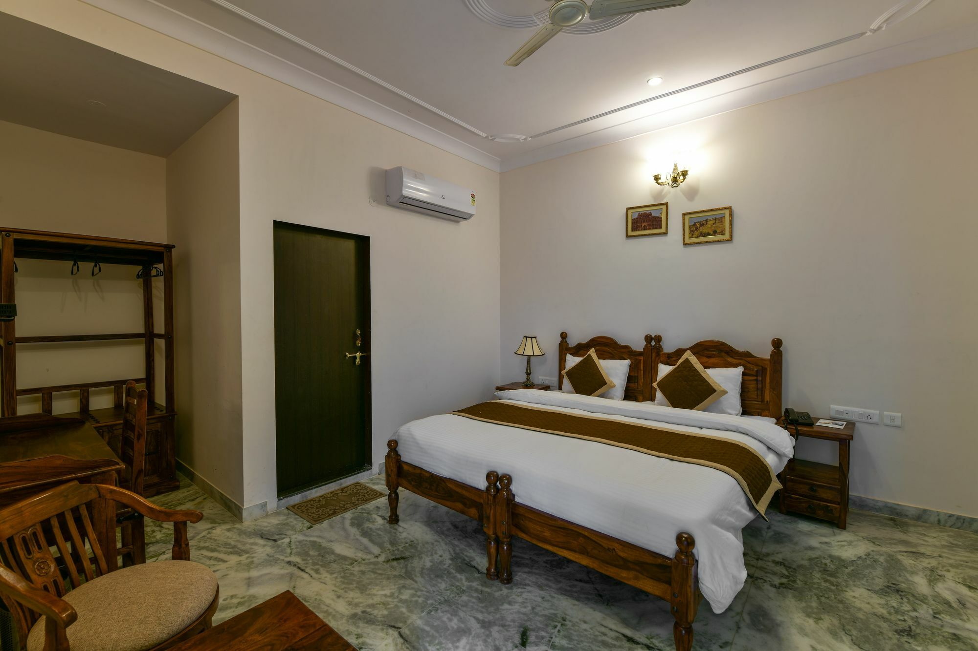 Hotel Harsoli Haveli Jaipur