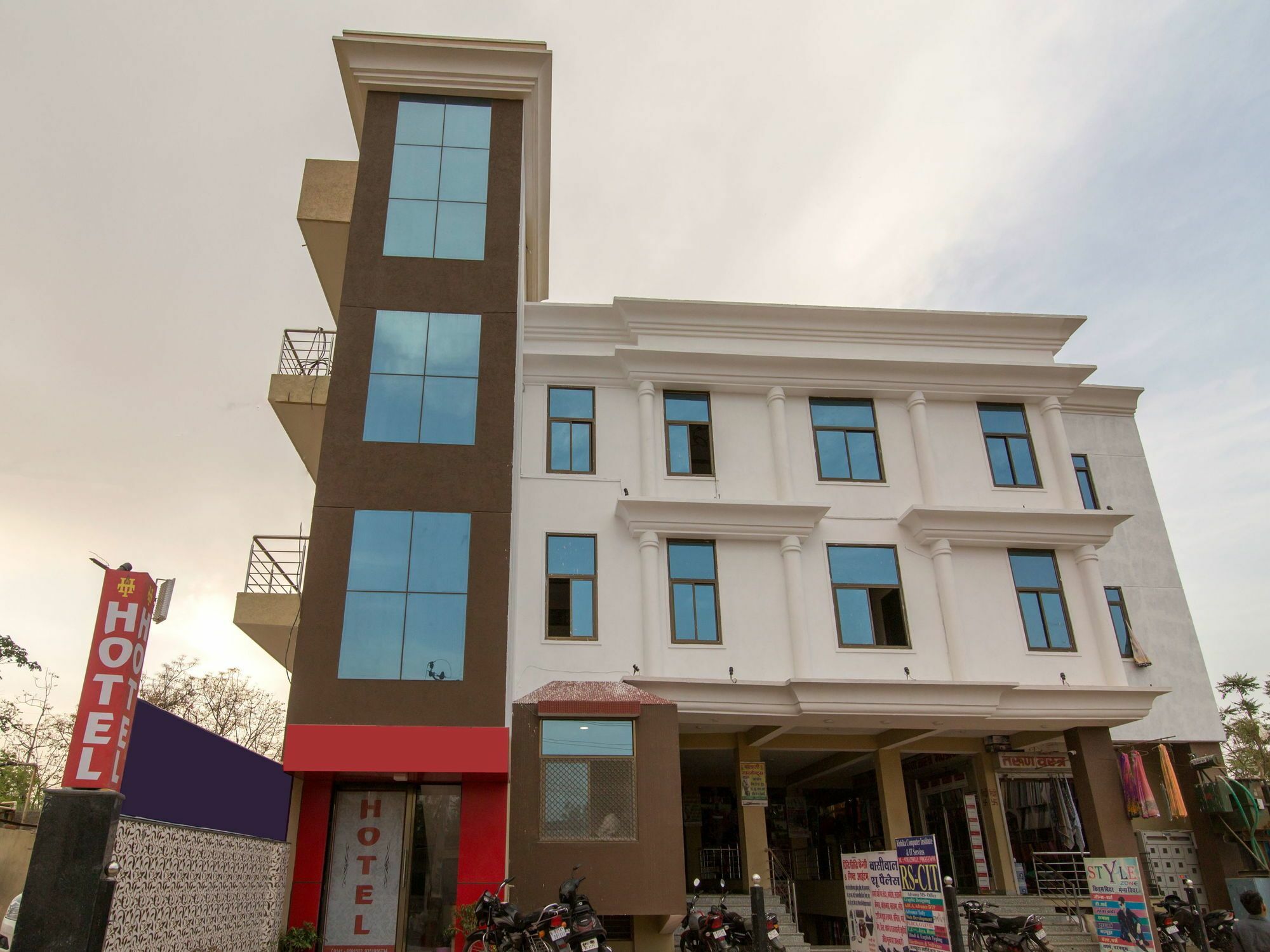 Collection O Himalaya Tower Hotel Jaipur