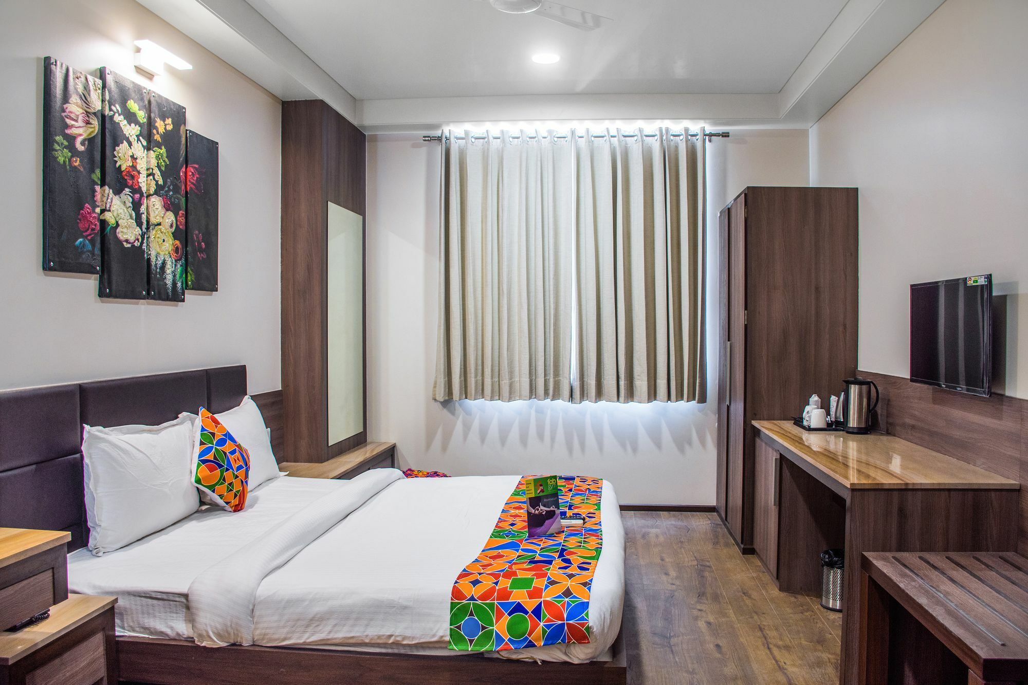 Hotel Fabhotel Fleur Airport 3*