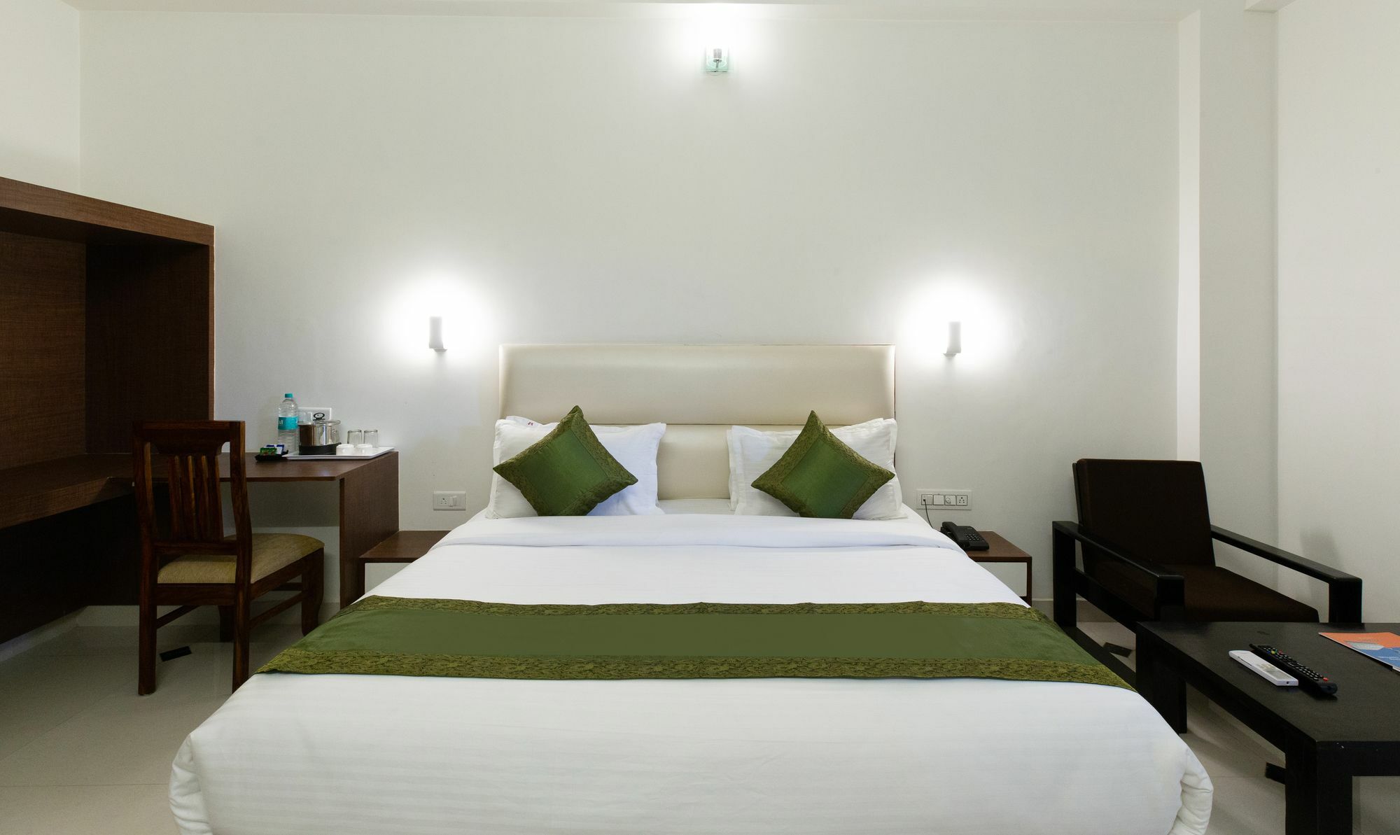 Treebo Trend Dream Palace Hotel 3*