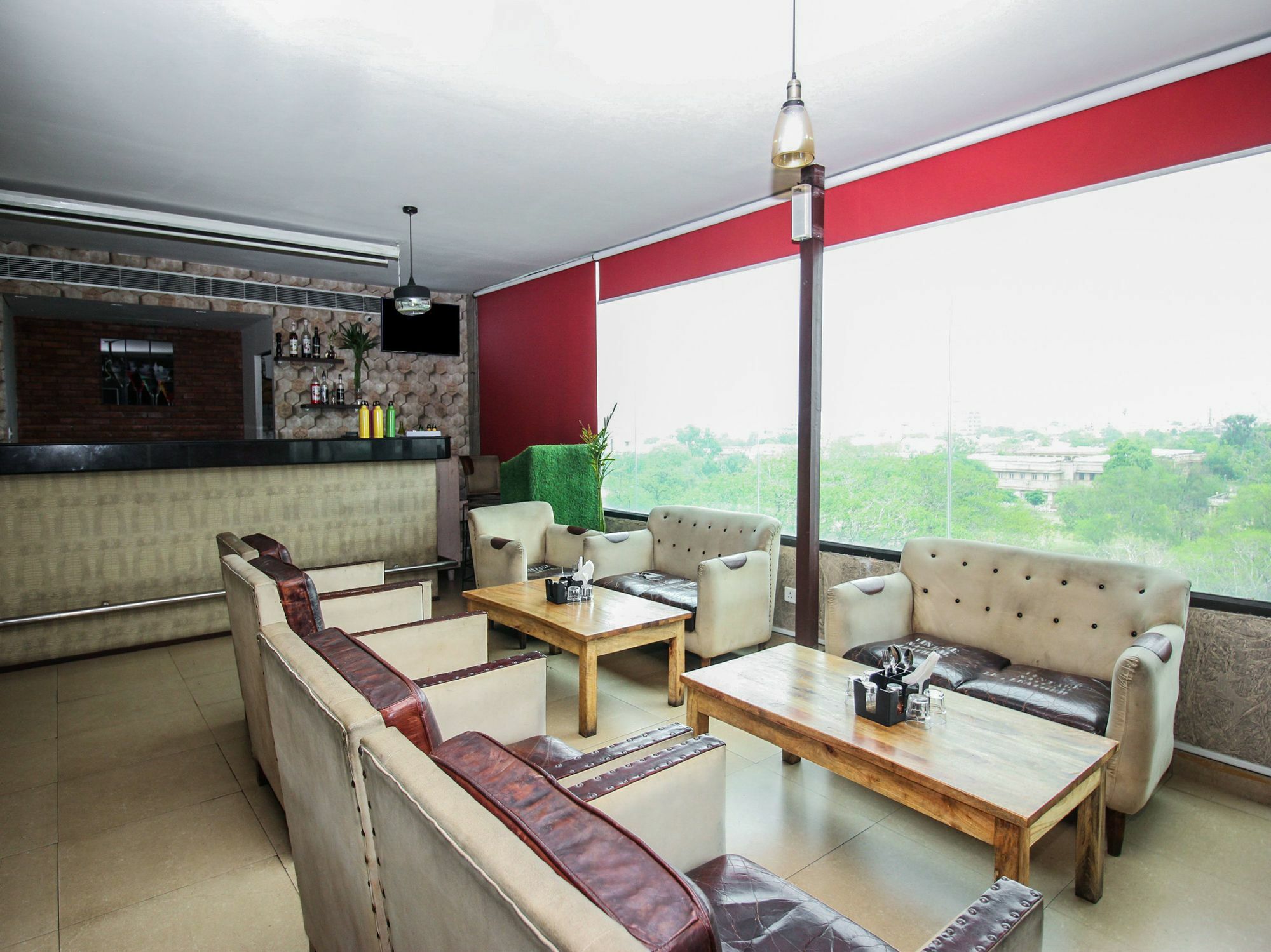 Hotel Oyo 6894 White Lily Jaipur