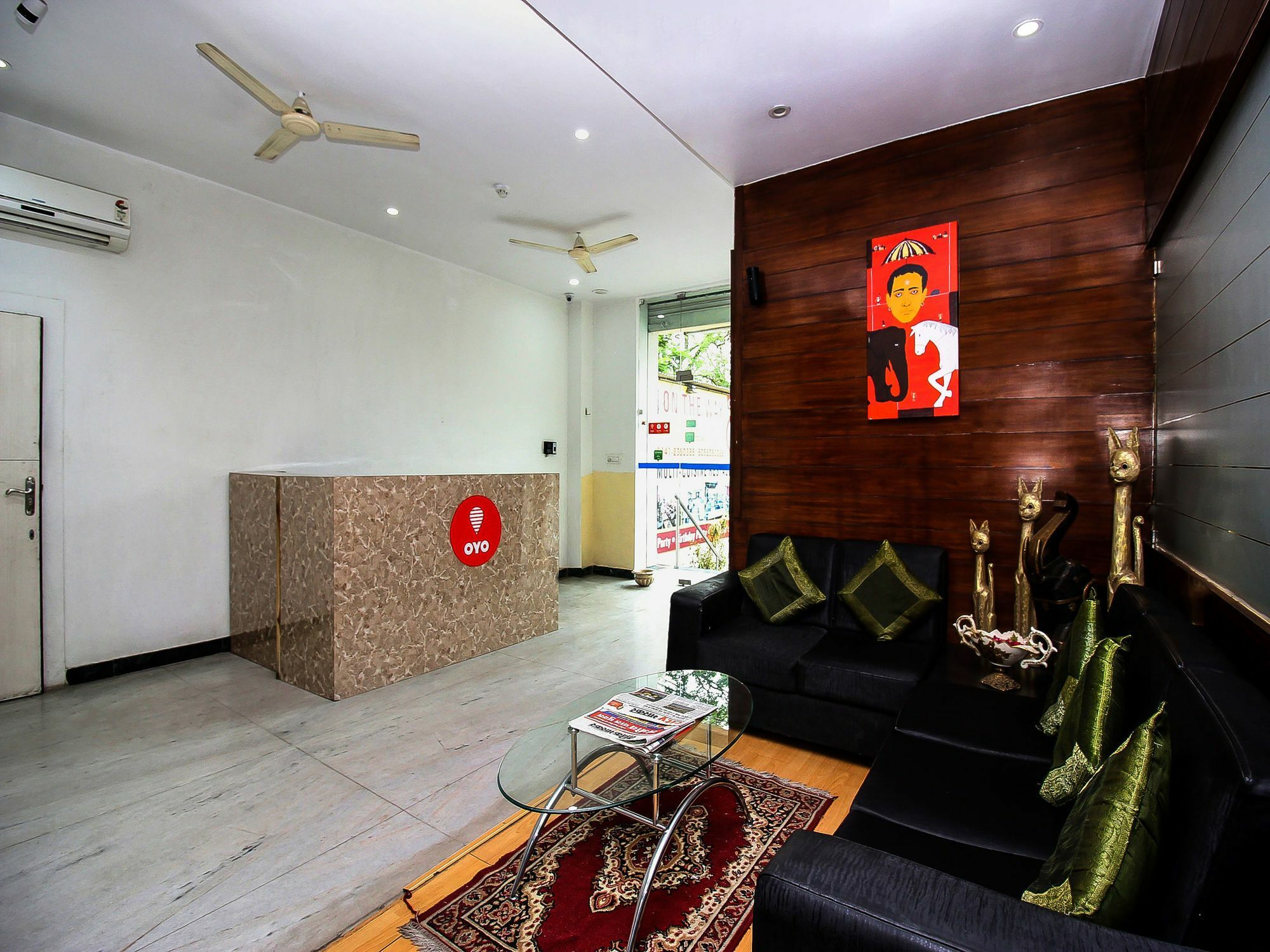 Oyo 6894 White Lily Hotel Jaipur