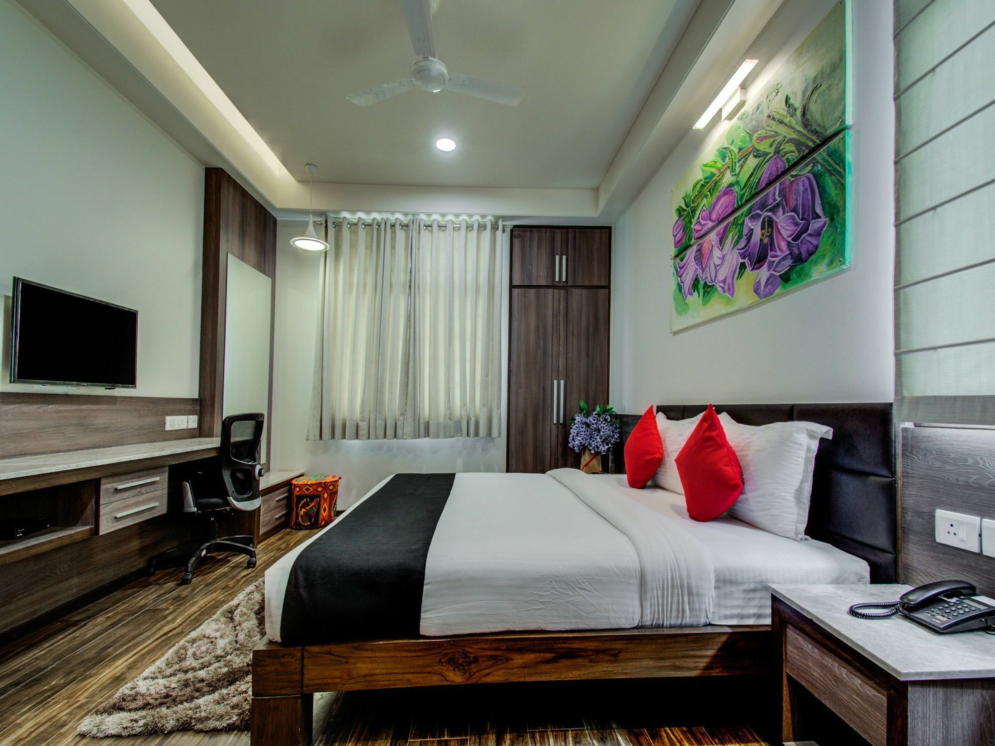 Fleur Hotel