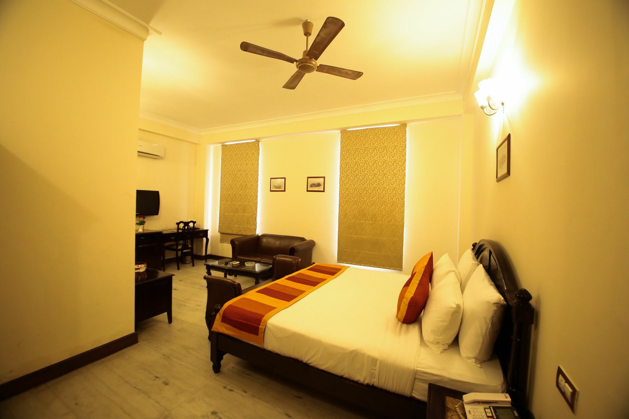 Jd Four Boutique 3*