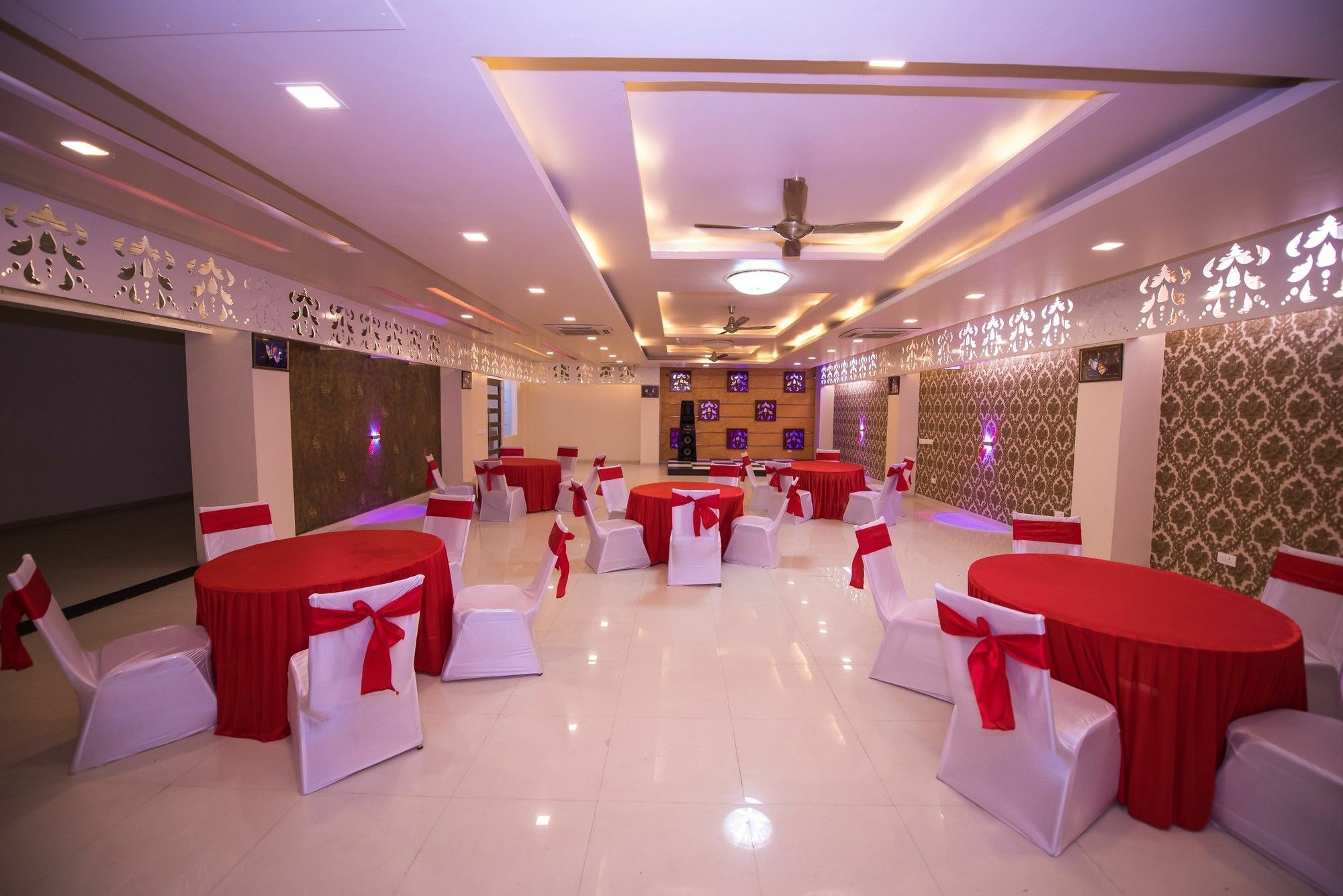 Sapphire World Hotel Jaipur