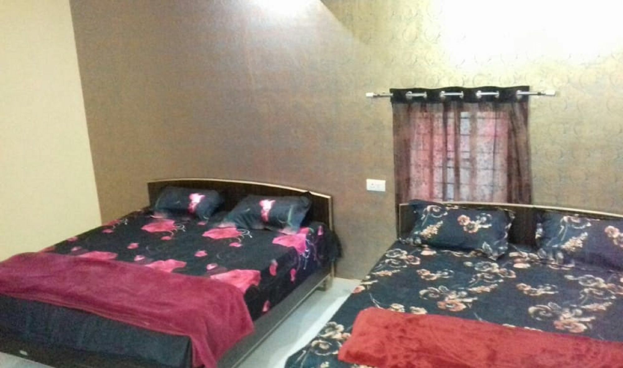Om Jai Hotel