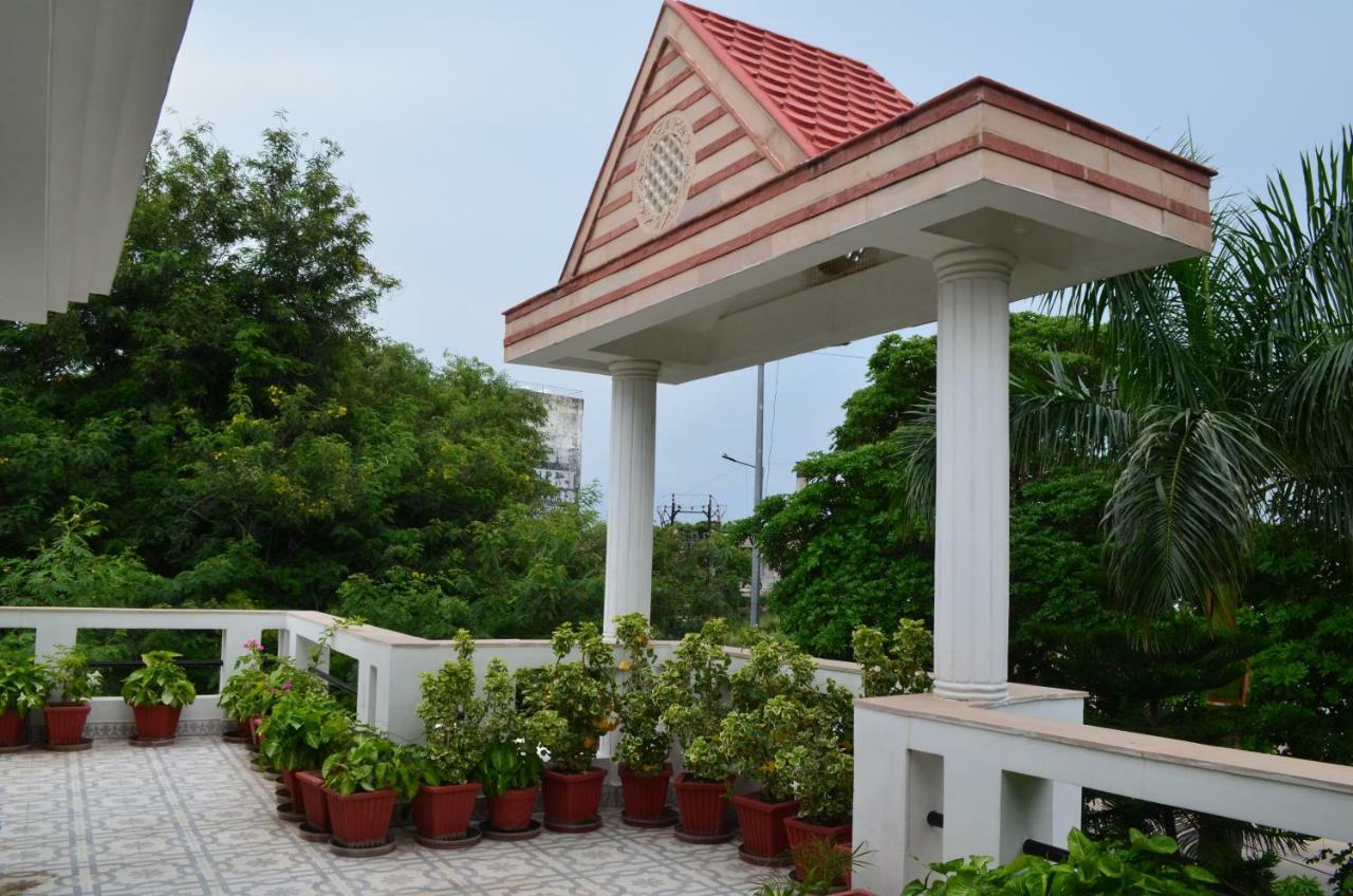 Bed & Breakfast Oasis House Jaipur