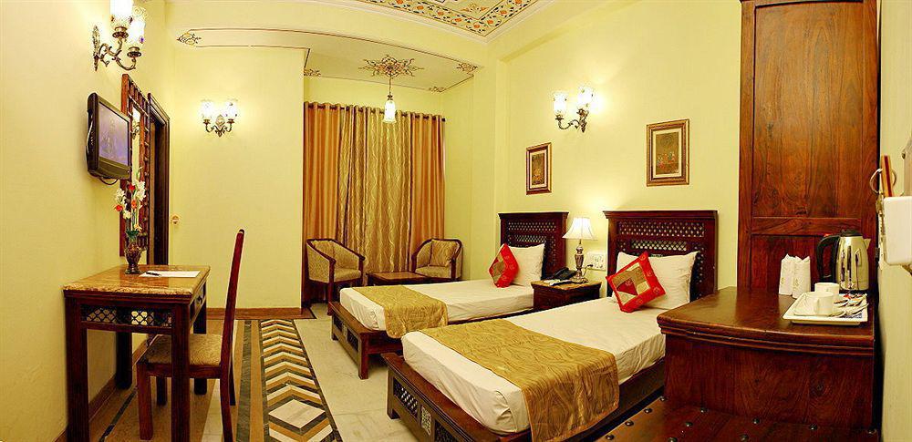 Rajputana Haveli - 3*