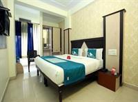 Oyo Hasanpura Flyover Hotel 3*