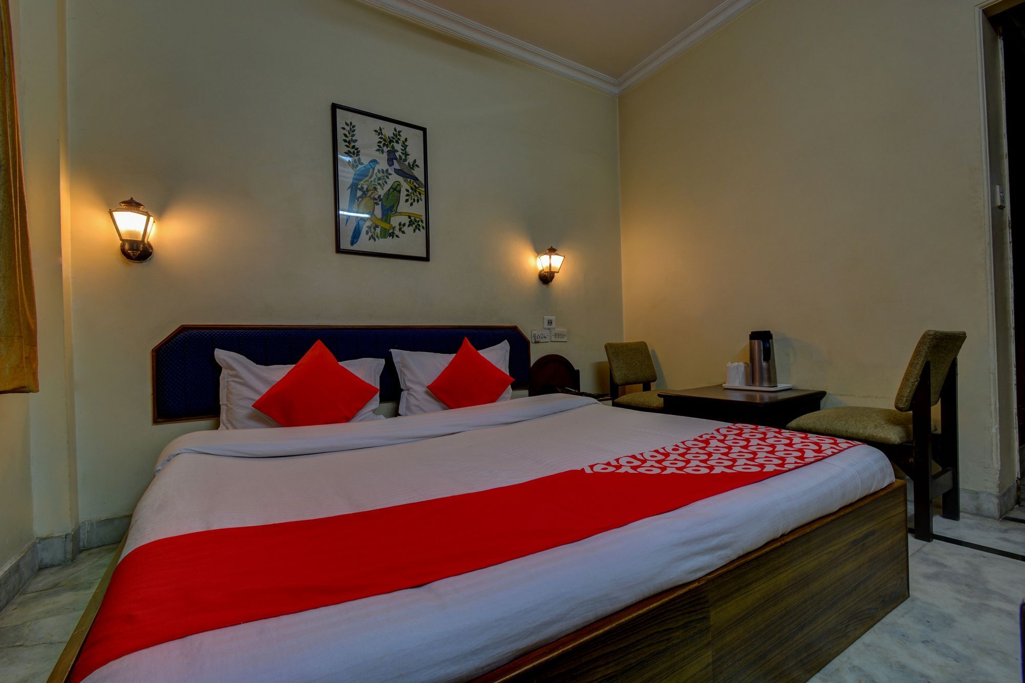 Oyo 2428 C Scheme Hotel Jaipur