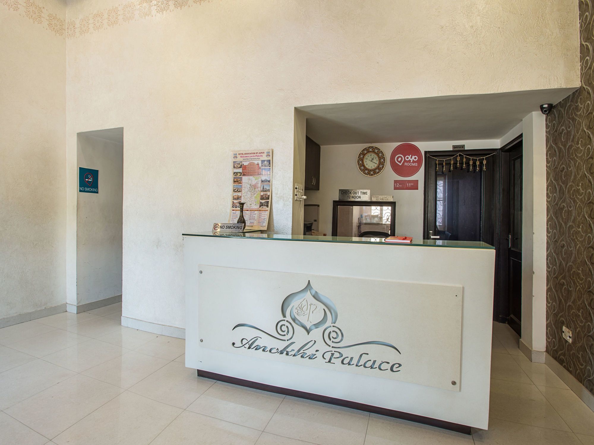 Oyo 652 Anokhi Palace Hotel