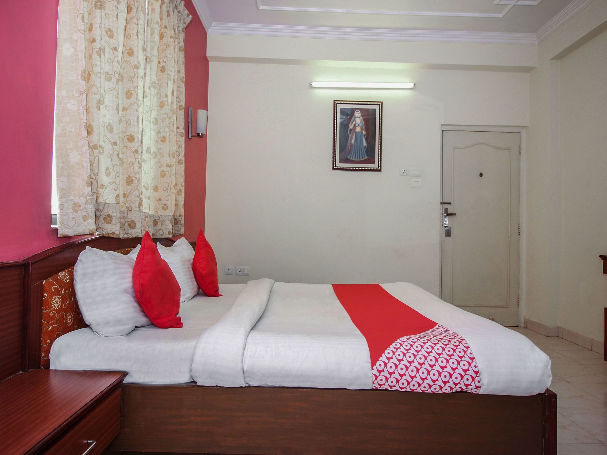 Oyo 15425 Royal Heritage Jaipur
