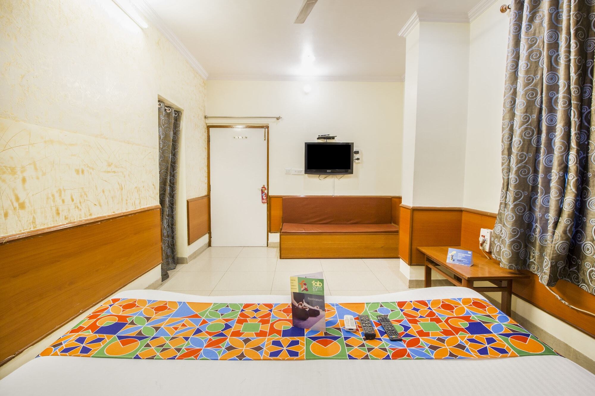 Fabexpress Surya Mani 3* Jaipur