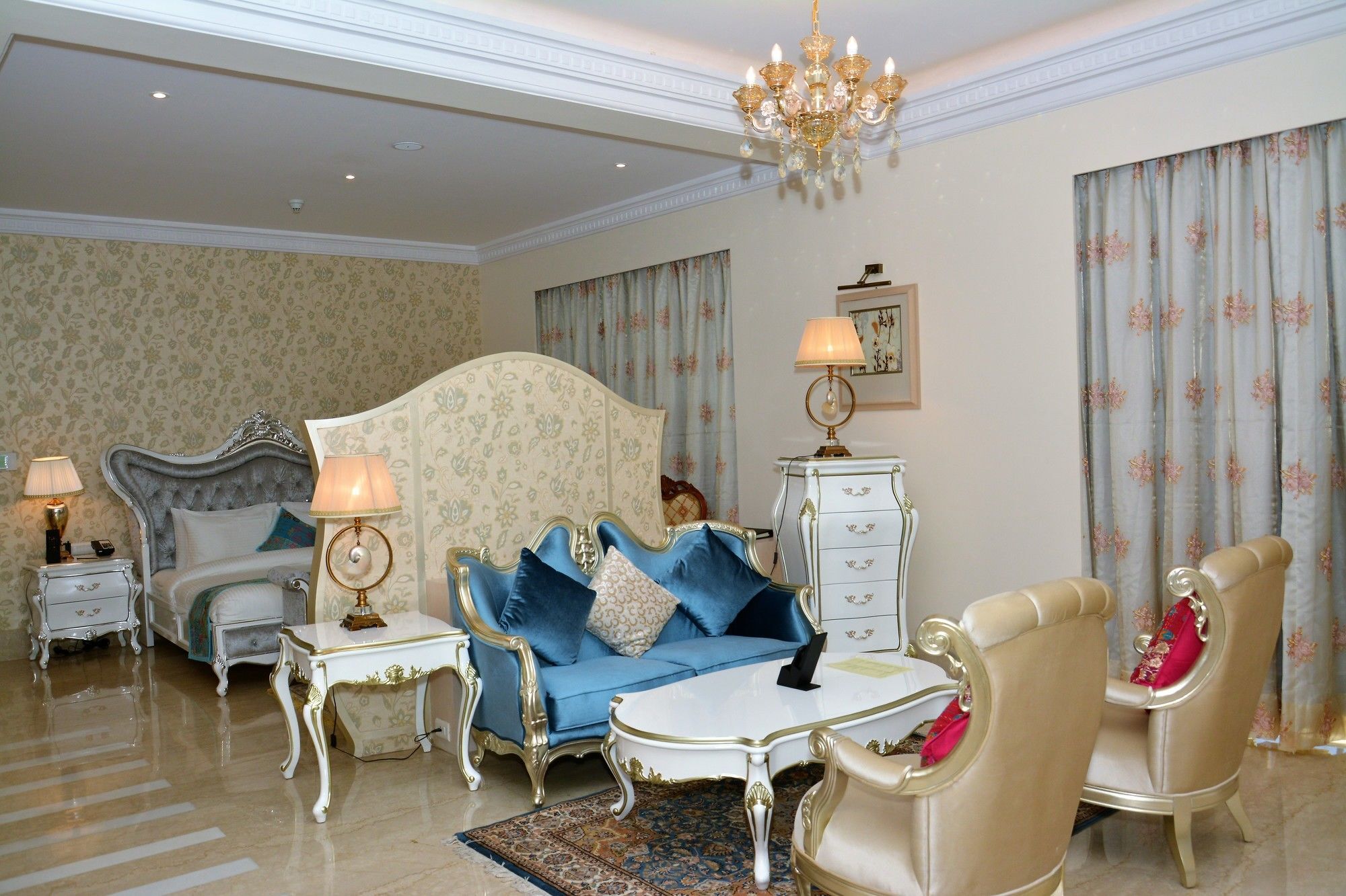 Hotel Indana 4*