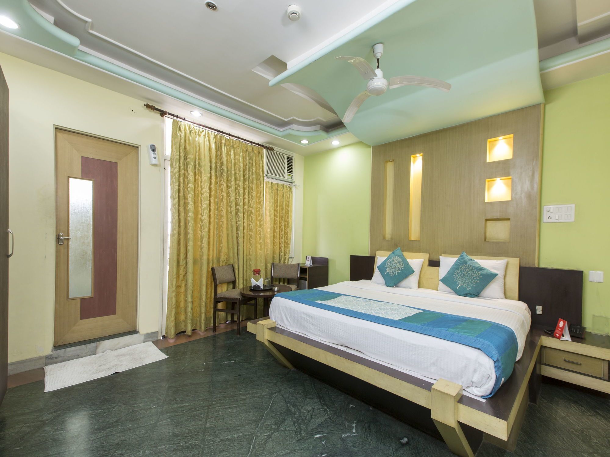 Hotel Oyo 8832 Classic 2*