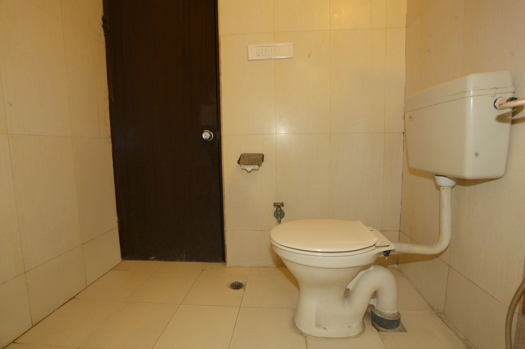 Oyo 2105 Royal Sheraton Hotel 3*