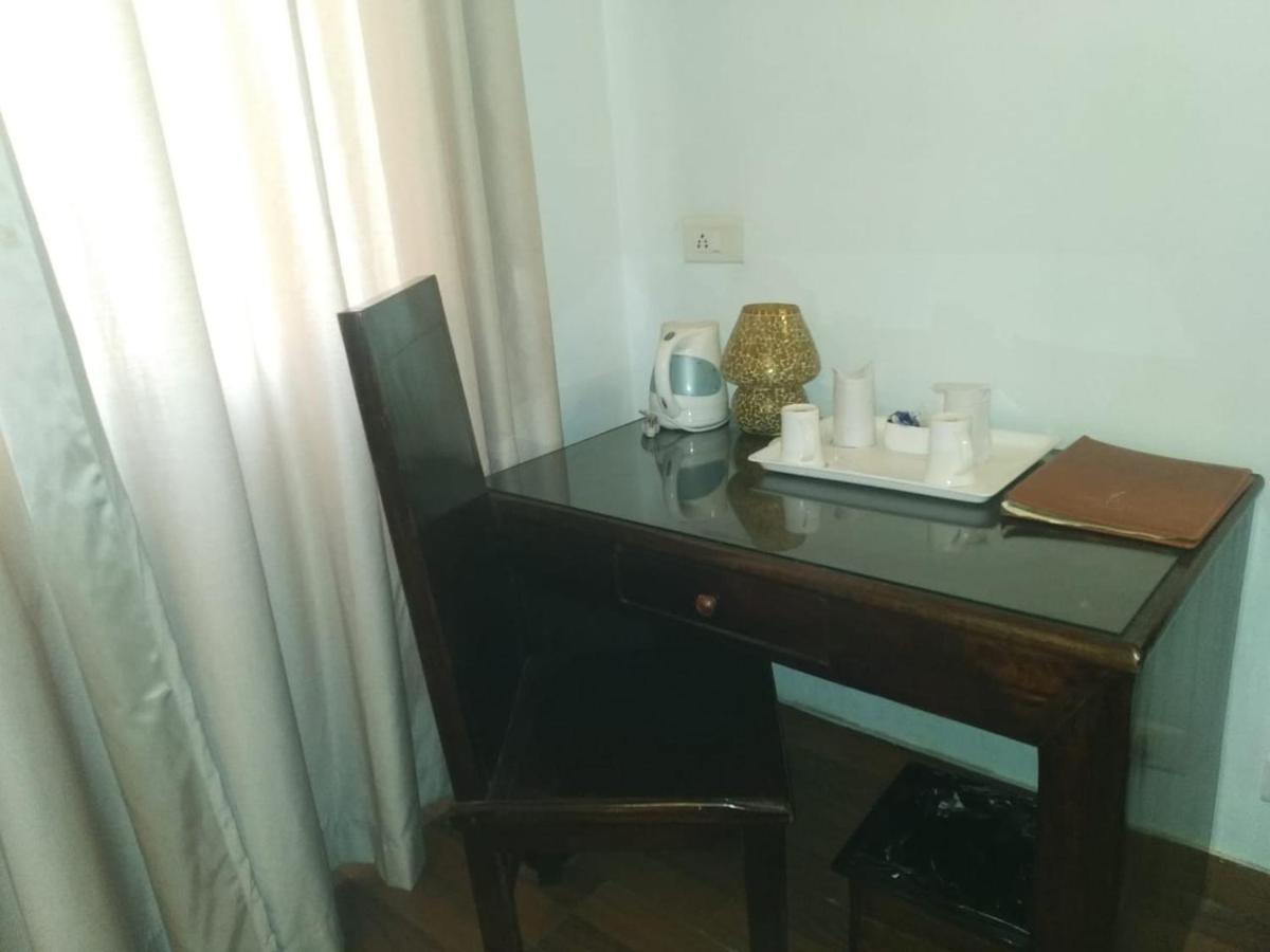 Hotel Glitz 3*