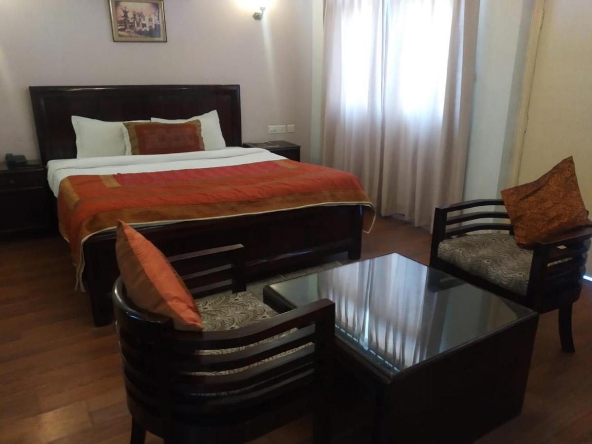 Glitz 3* Jaipur