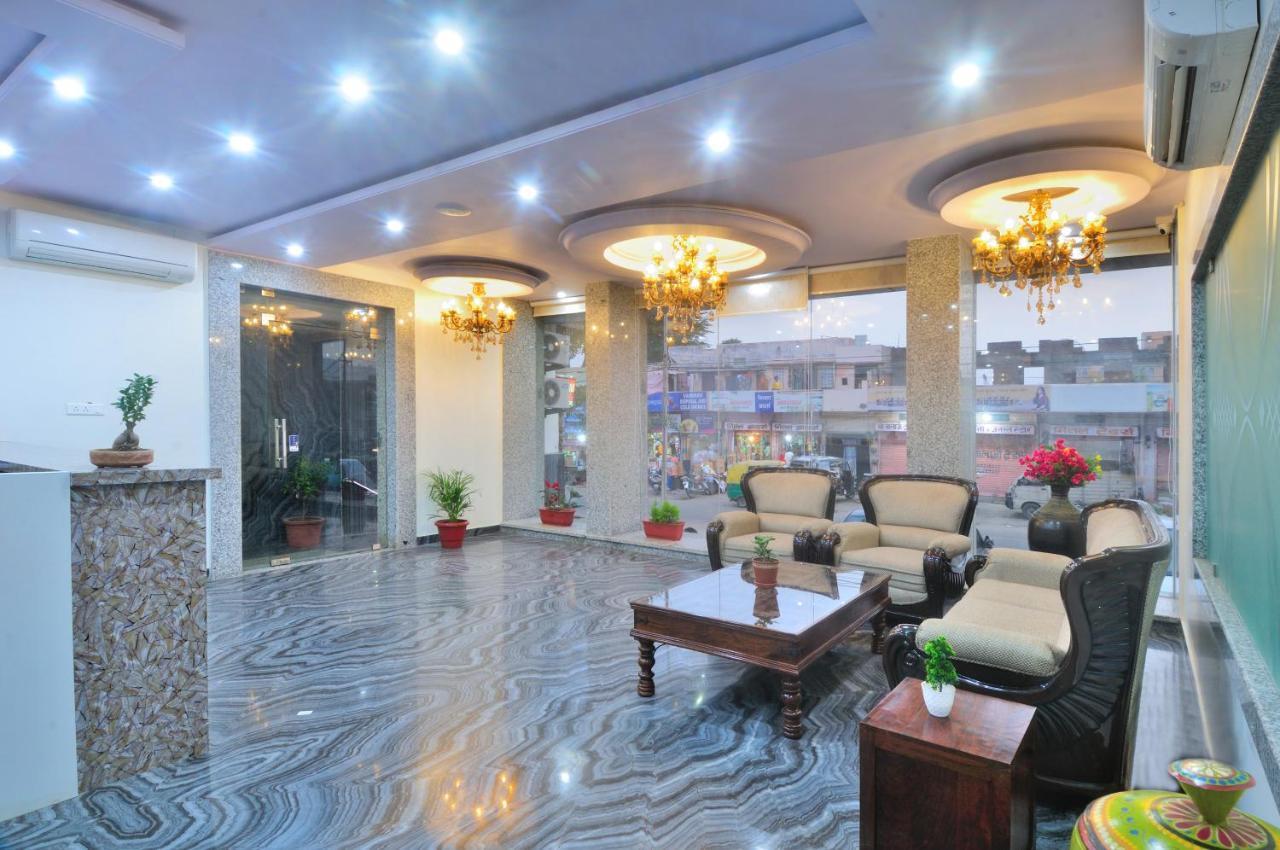 Hotel Trimrooms Mount Blue Jaipur