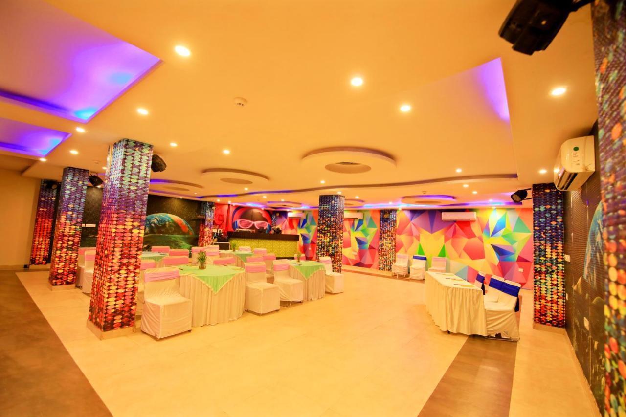V One Pride Hotel