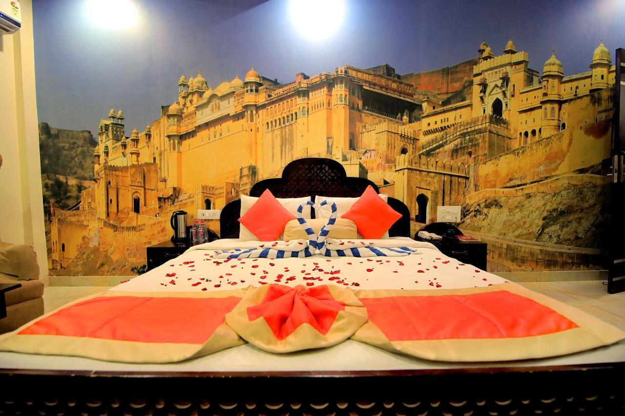 V One Pride 3* Jaipur