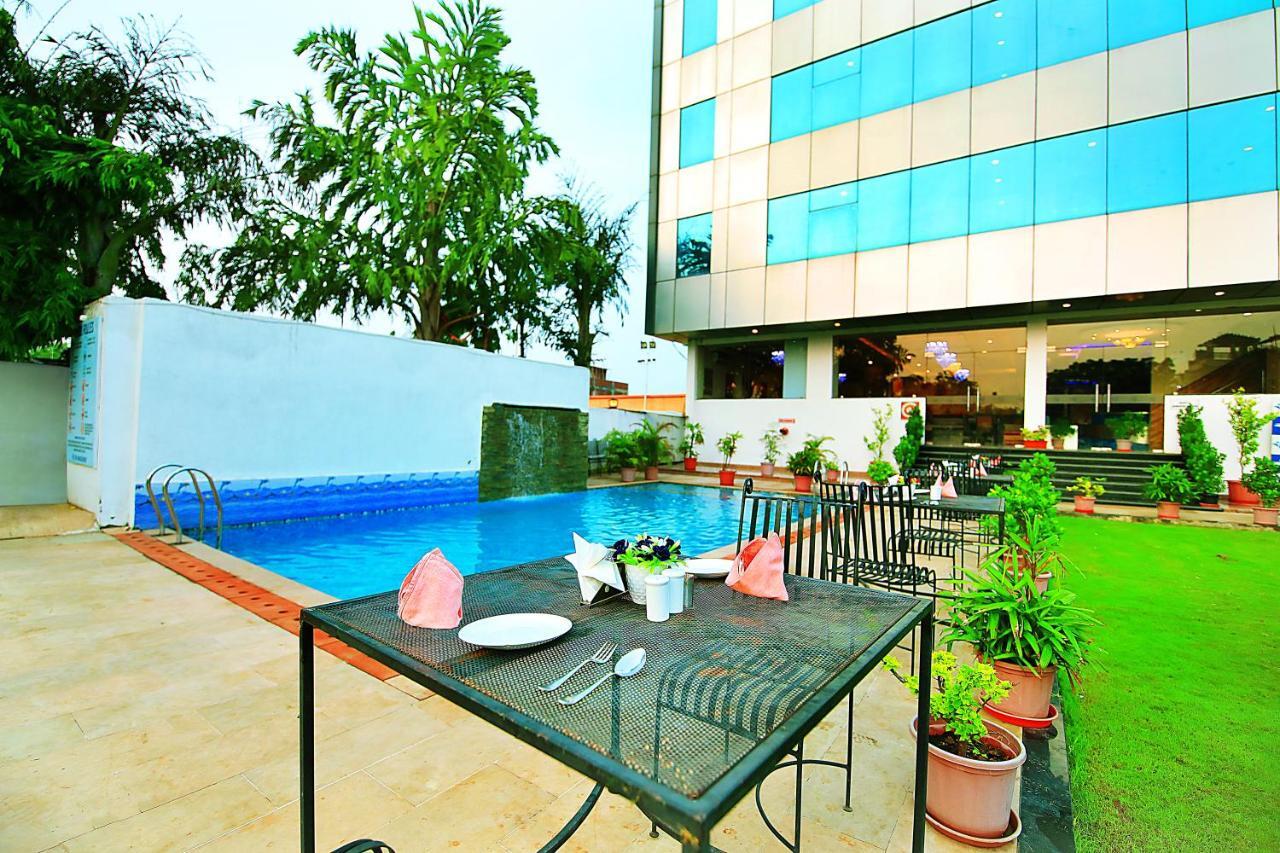 V One Pride Hotel Jaipur