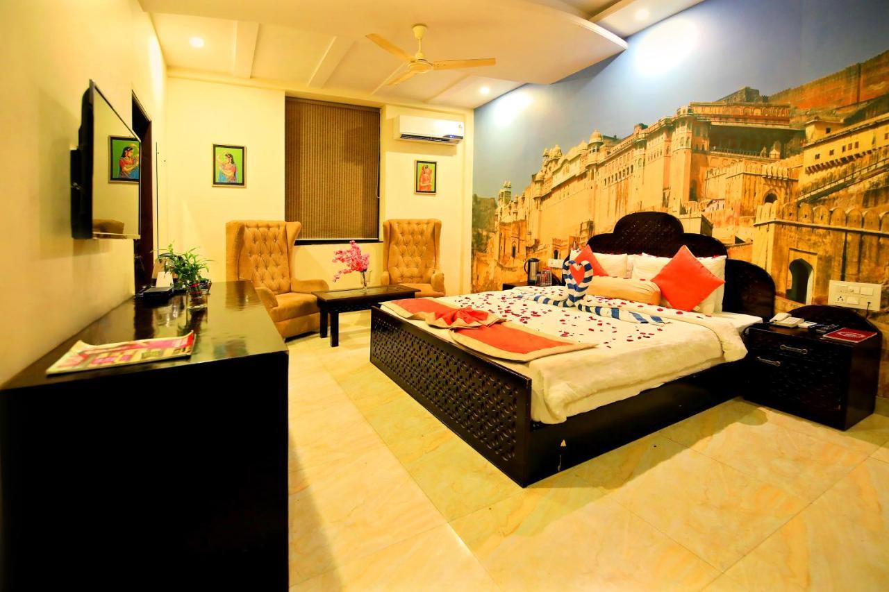 Hotel V One Pride 3*