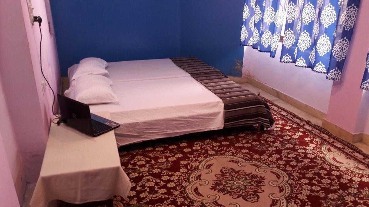 Aq Hostel *