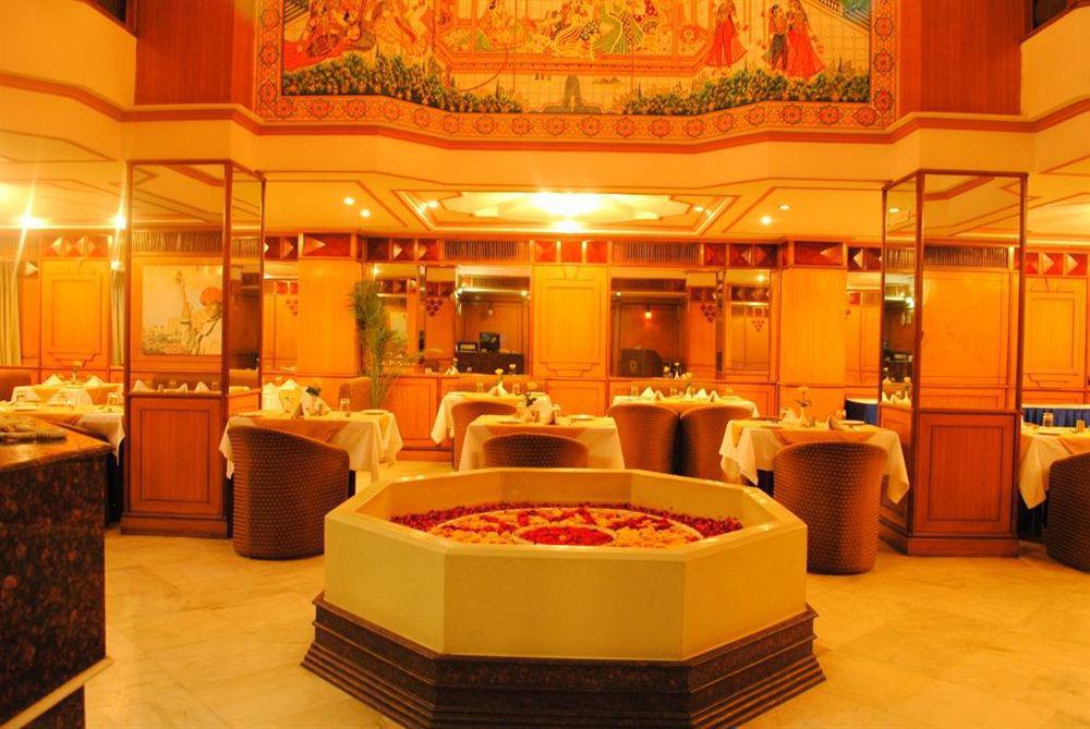 Hotel Vesta Maurya Palace Jaipur